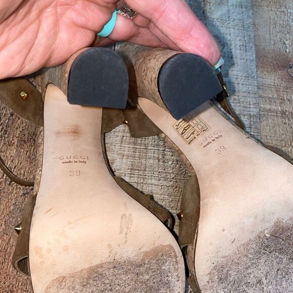 Gucci Women's Jacquelyne Studs Suede Platform Sandal - Picture 11 of 16